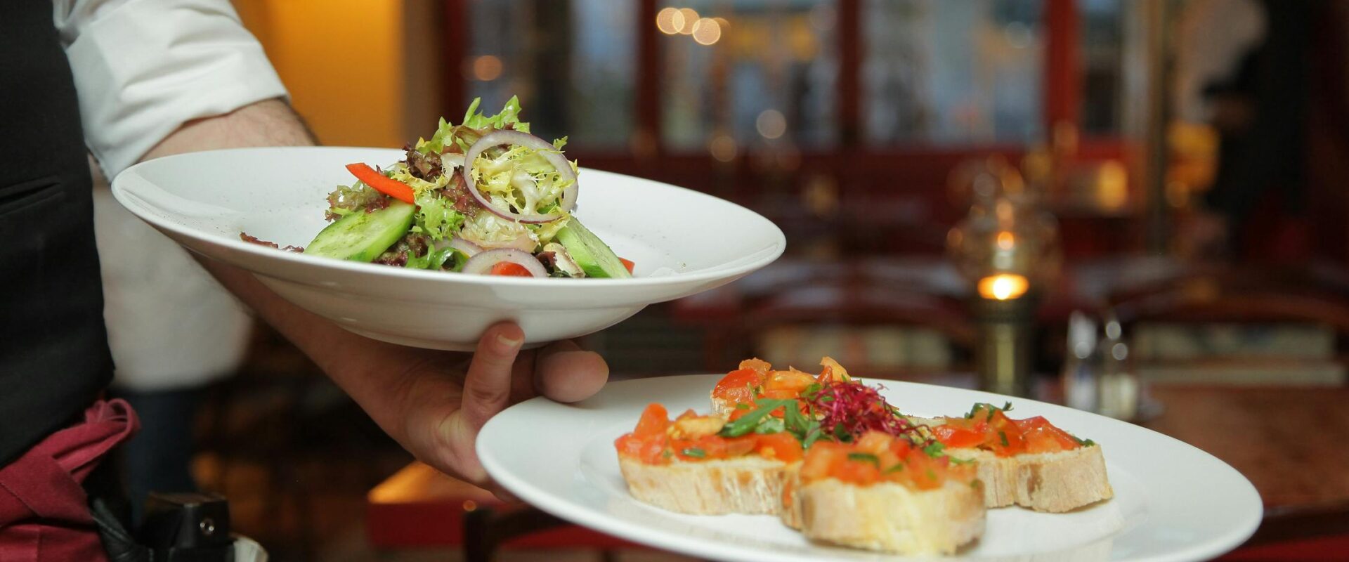 Filipino virtual assistant managing restaurant reservations and marketing