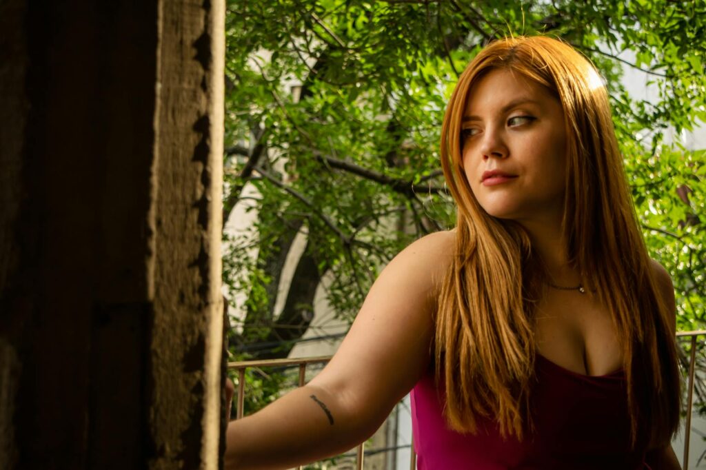 Filipino virtual assistant managing fitness coaching business