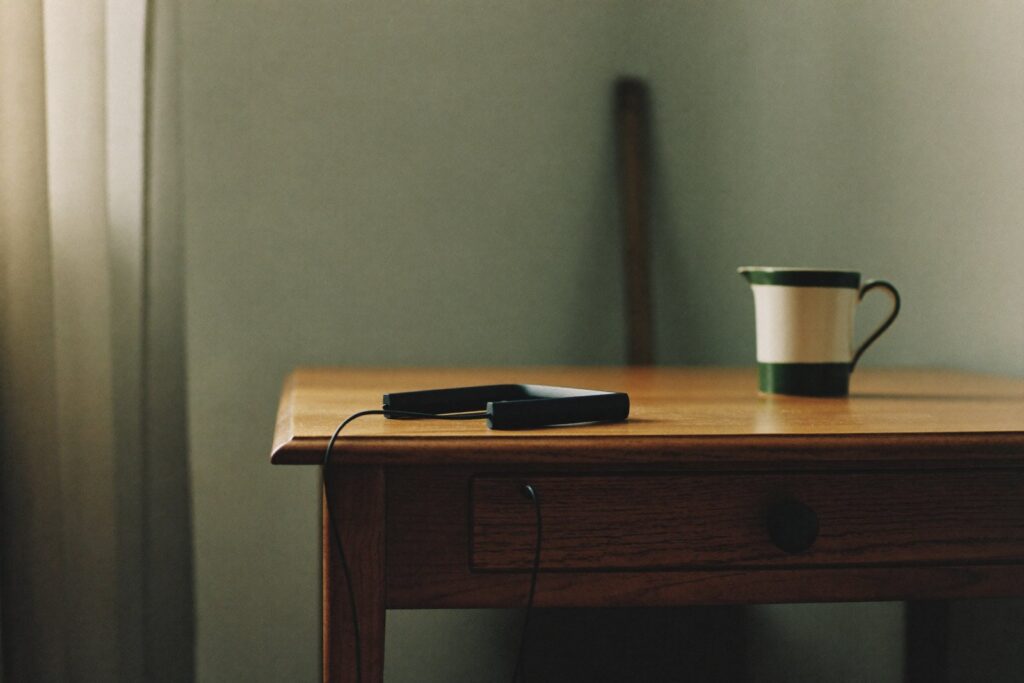 Wireless headset on a tidy desk, best outsourced SDR companies